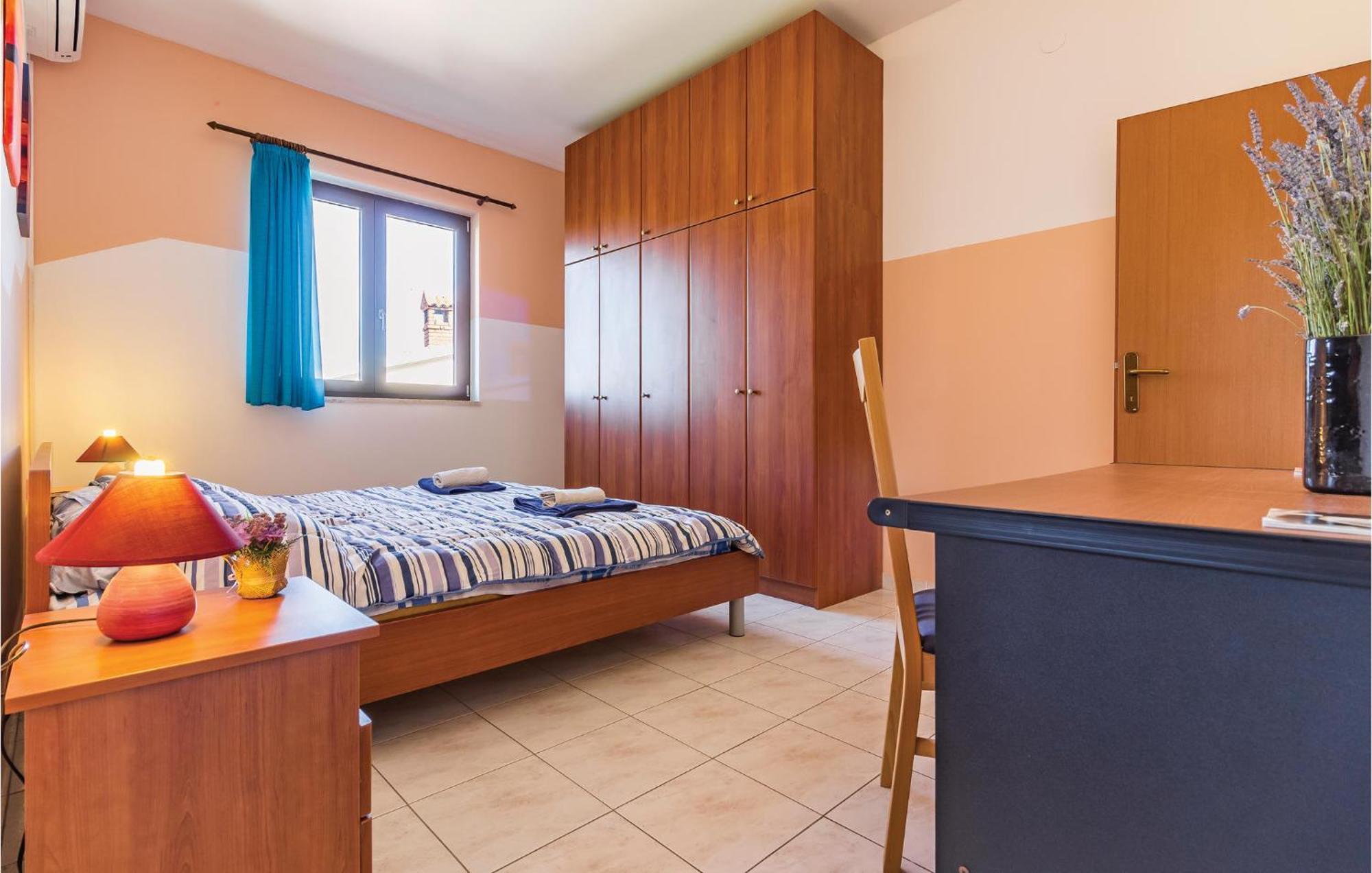 2 Bedroom Awesome Apartment In Vinkuran Exterior photo